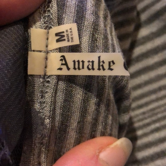 Awake Couture short sleeved size medium lightweight outerwear - Picture 8 of 11